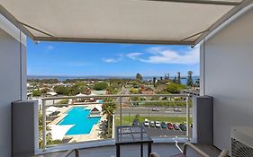 The Entrance Waterfront Apartment 621